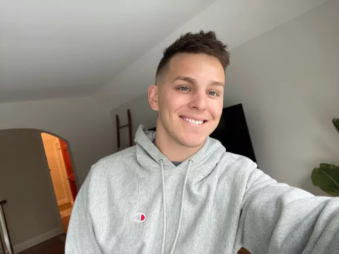 The lighting was too solid not to