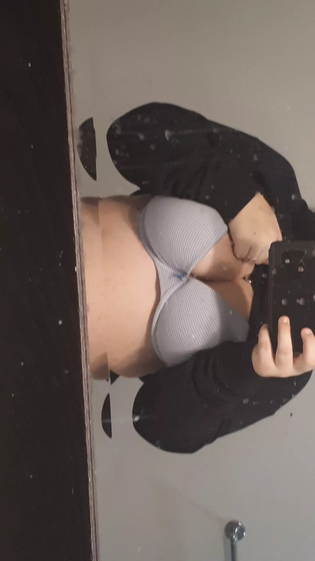 19y sis trade send samples and upvote