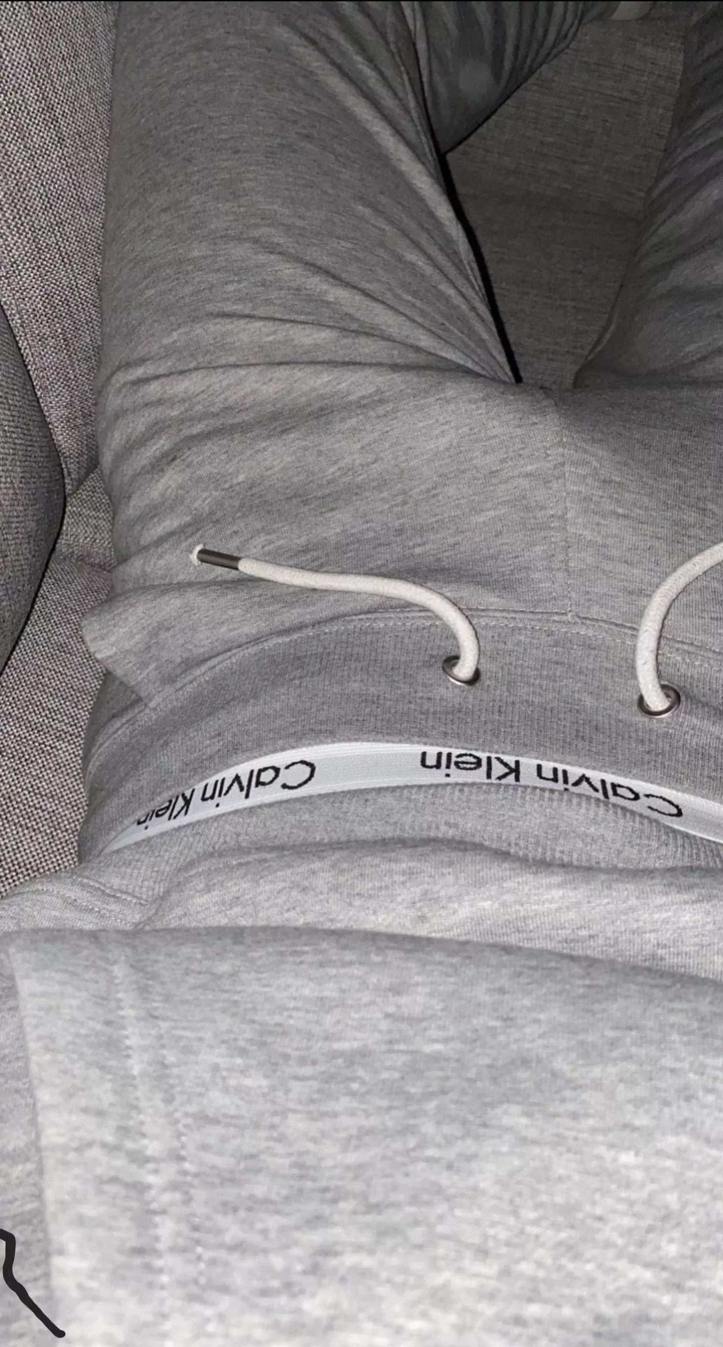 21 straight curious chilling in my calvins, hmu with pic and asl while my gf is out, snap onni.mikael