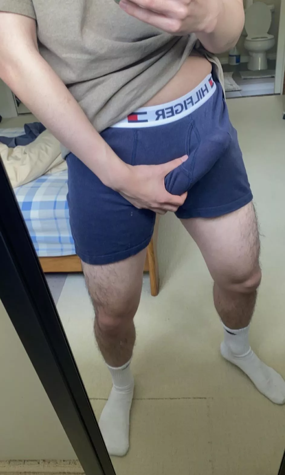 23 looking for verbal bate bros and gooner buds. Face pic on add please. snap: jonjxck