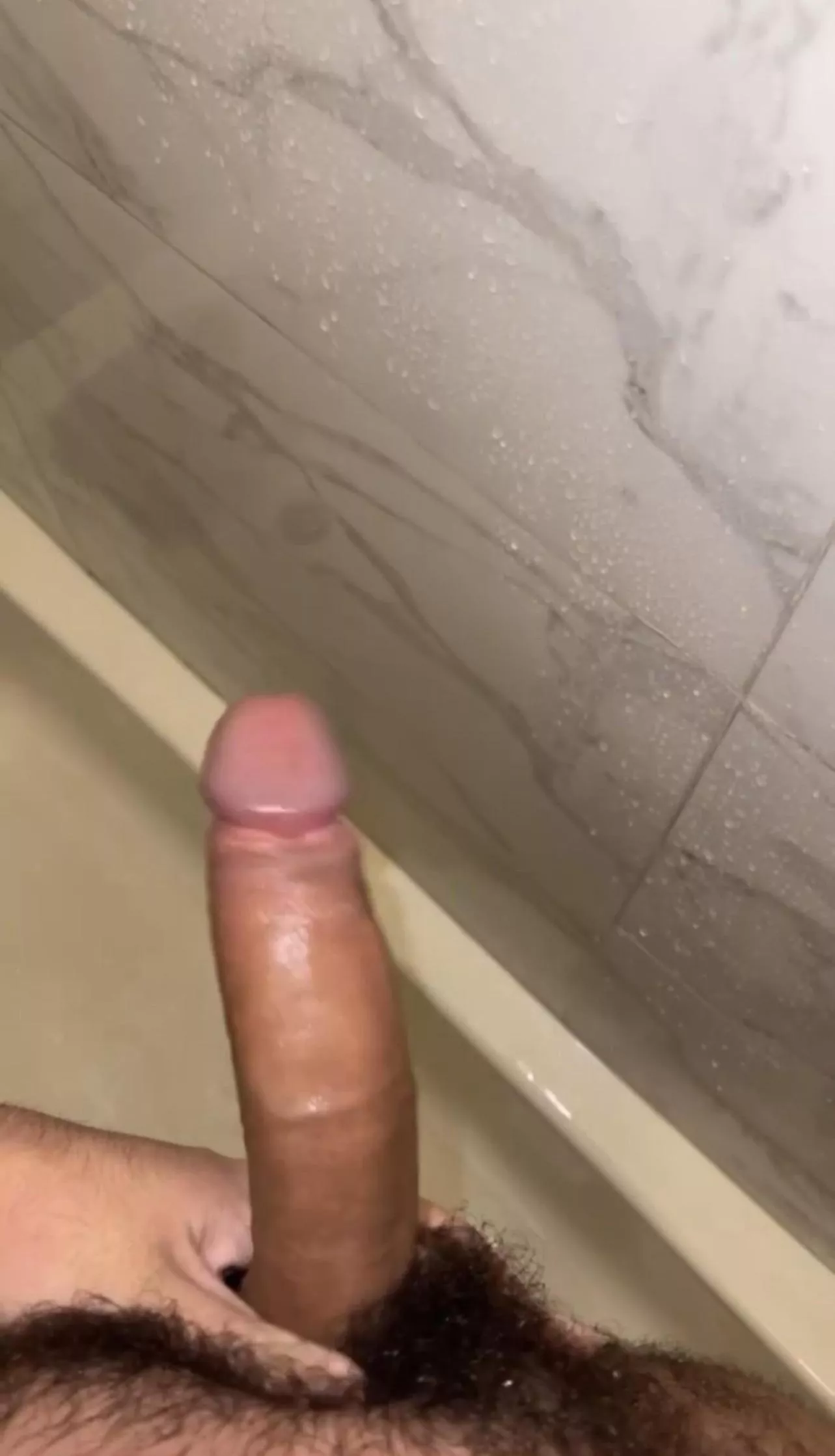 23Latino- Hairy++ feet++ must be 21 and up to add. Snap: johnrod105