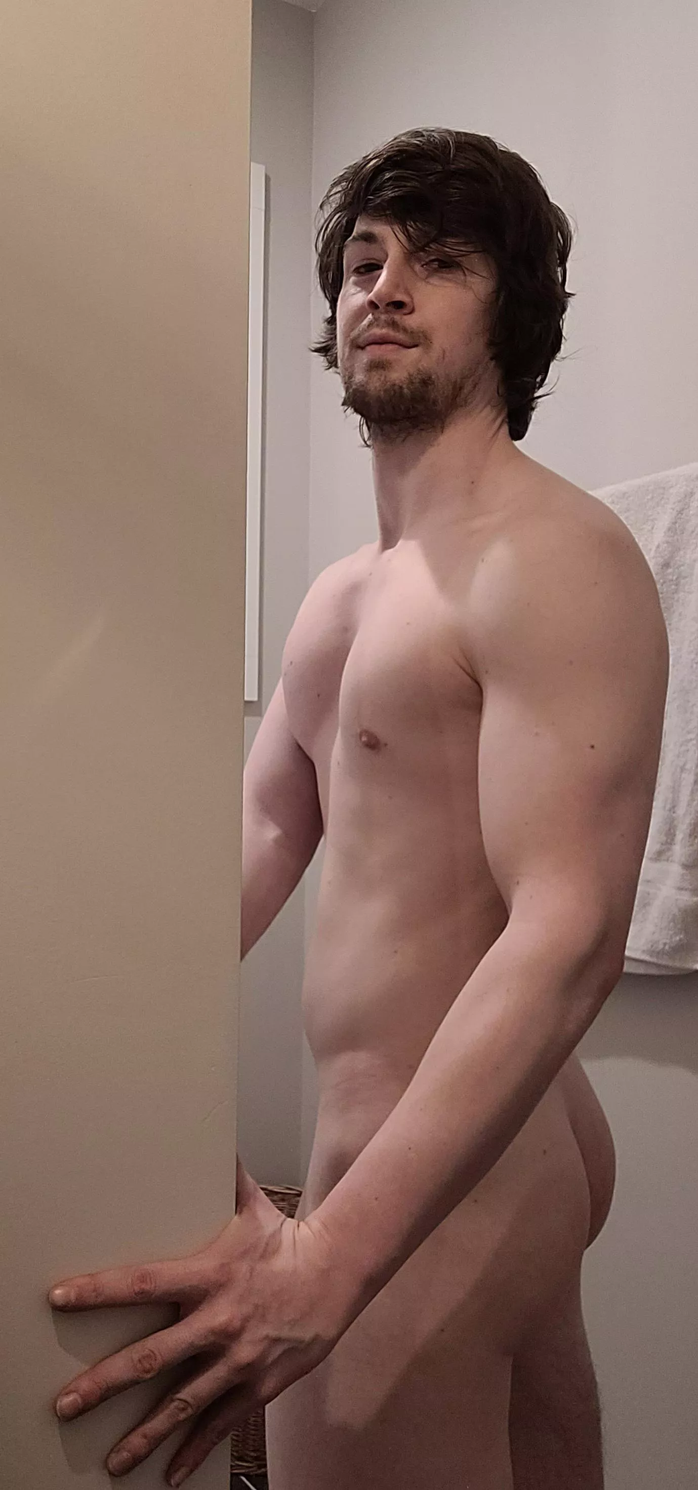 [30] Are you coming to the shower? I'm waiting