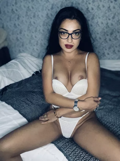 Am I a mom you would like to fuck?