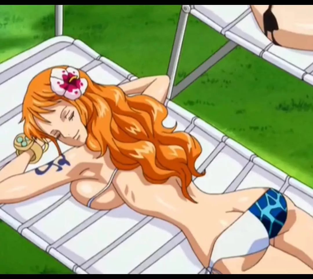 Anyone wanna talk about Nami body? DM OPEN