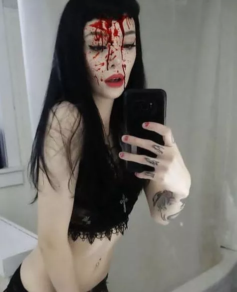 Arrow up if you are offering to be my obedient bitch [domme]