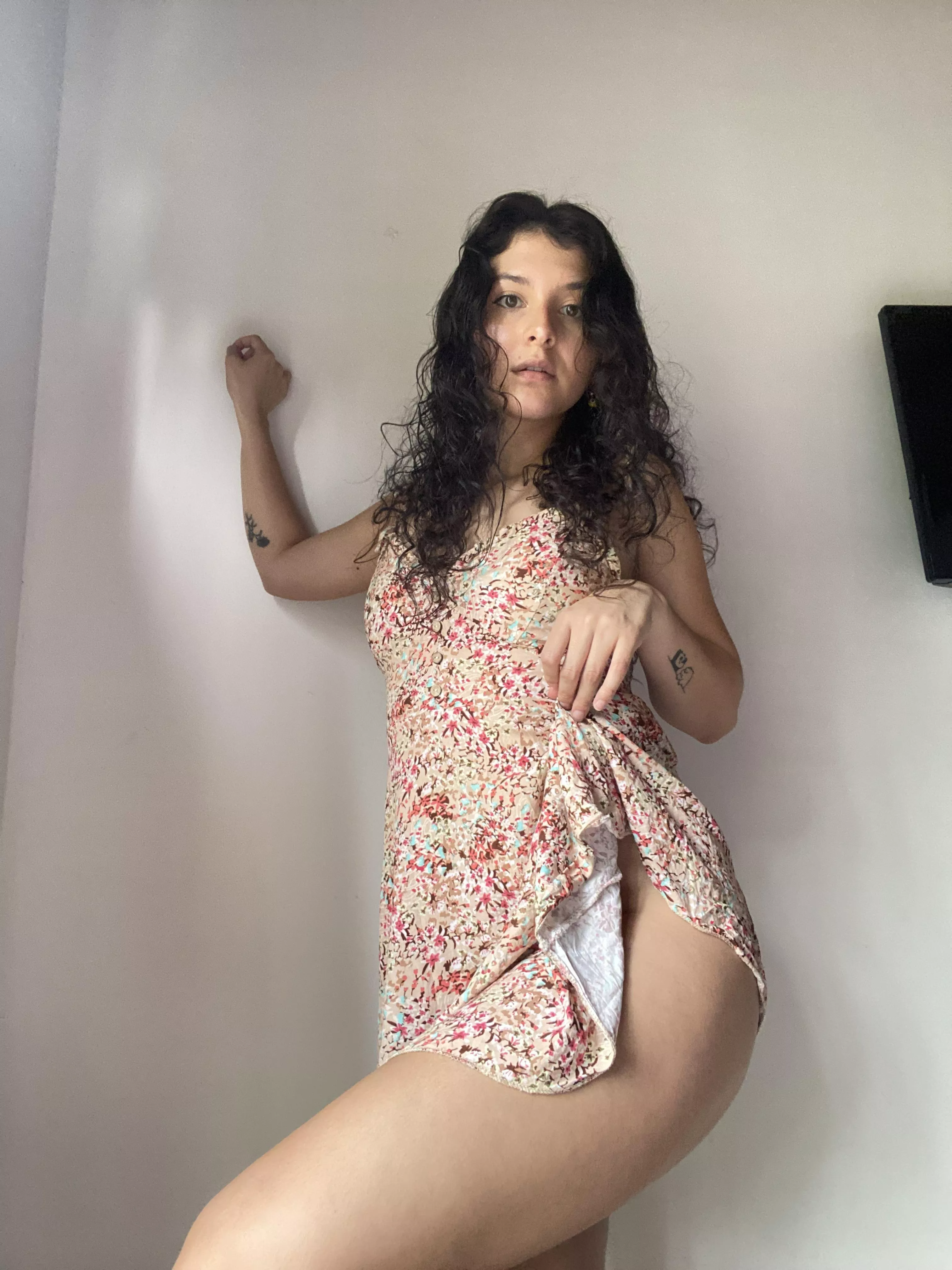 Believer in love at first sight? 🥰