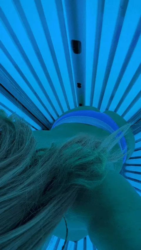bend me over in the tanning booth!