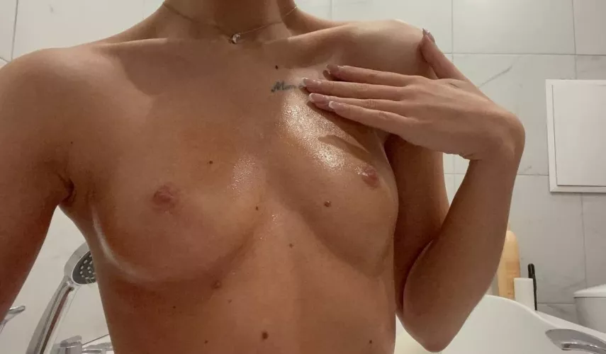 Big tits fill a man's hand but small tits fill a man's heart 😋