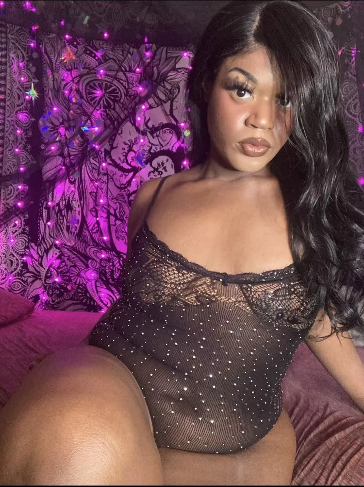 Can I be your fuckdoll?