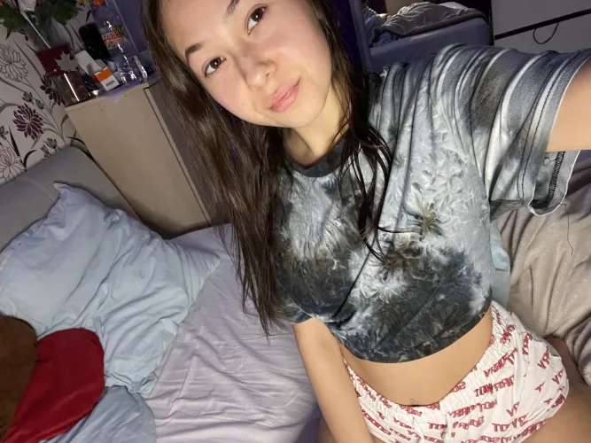 Can this teen seduce you? ;)