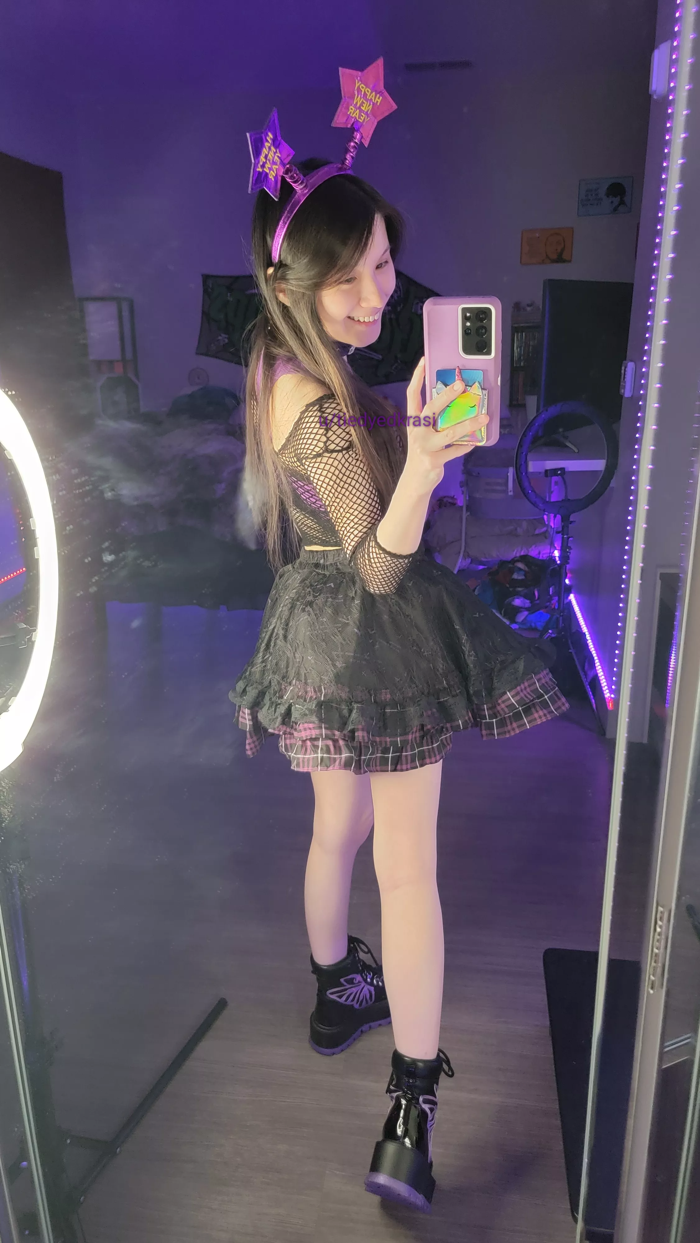 can we spend all day watching oldies / classics, like The Three Stooges [F]