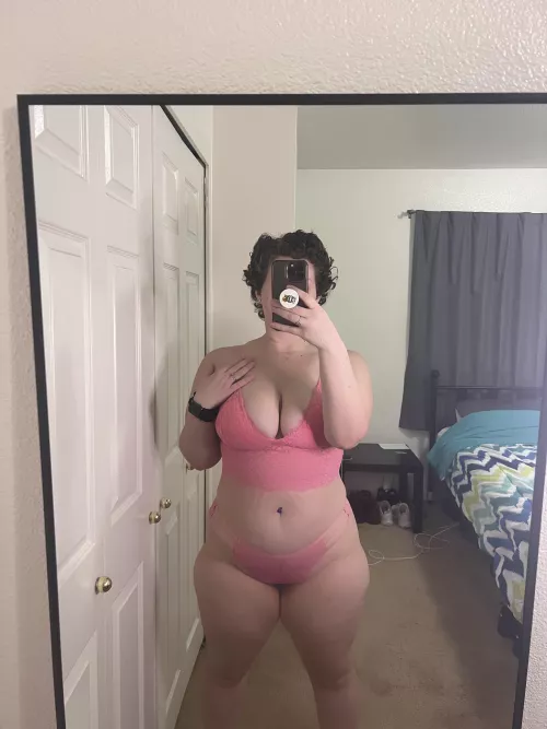 Caution: my thighs might suffocate you 😏