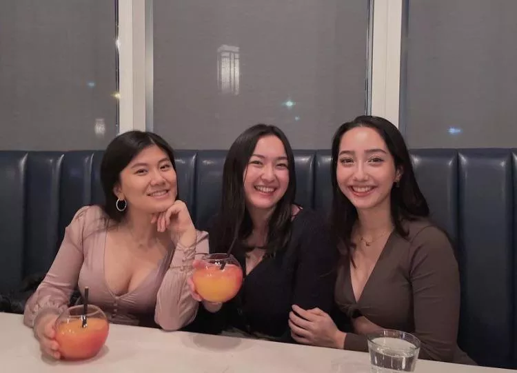 Cute Asian Trio