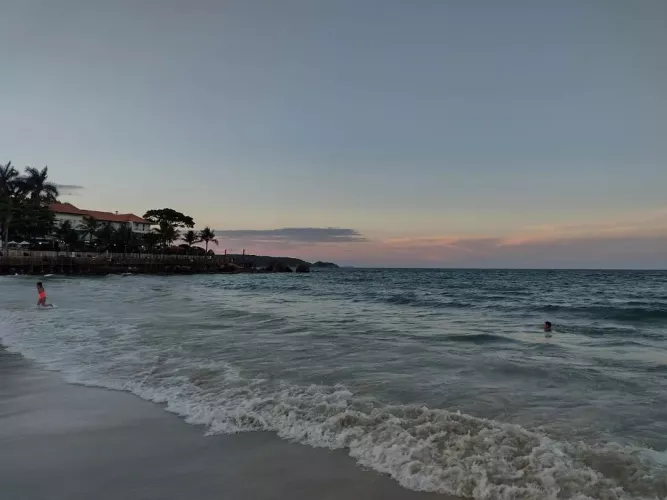 Days always end beautifully in places like this.