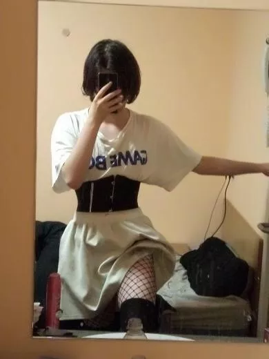 Do you like my corset?