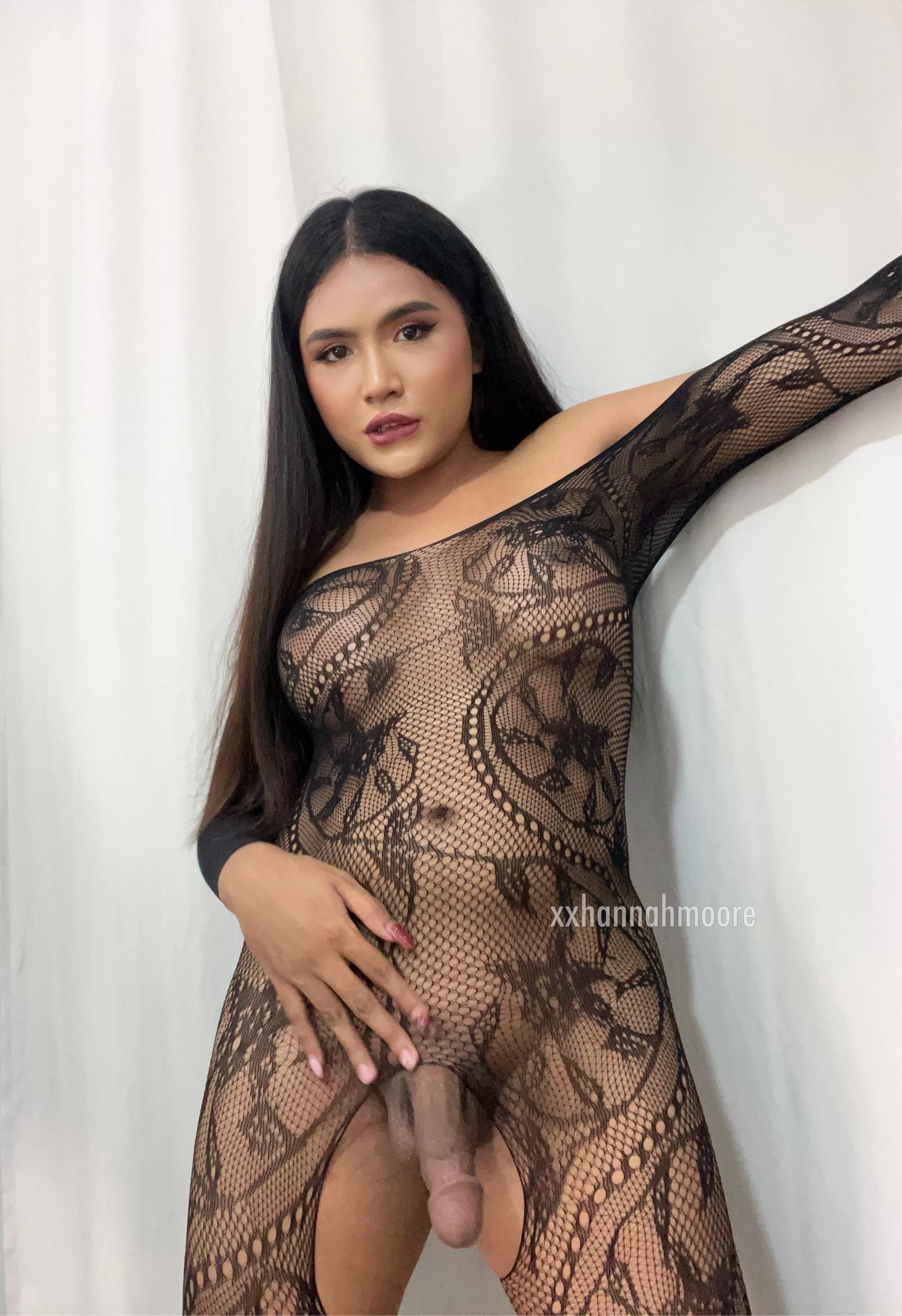 do you like what I am packing here? 🥵