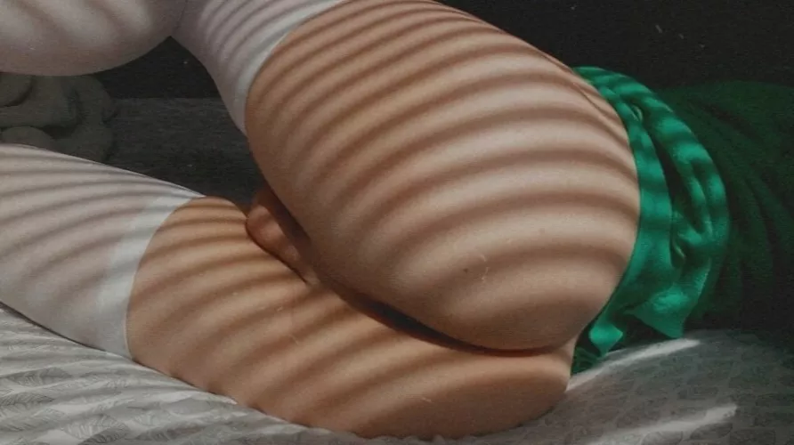 Does this lighting make my ass look fat?