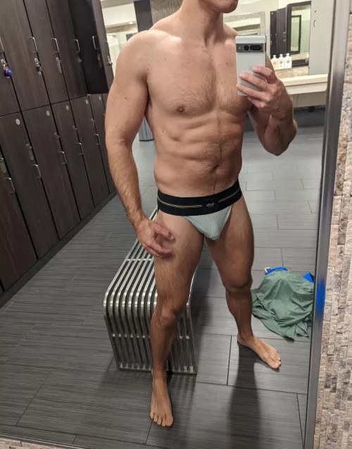 Don't mind the sweaty gym clothes on the floor