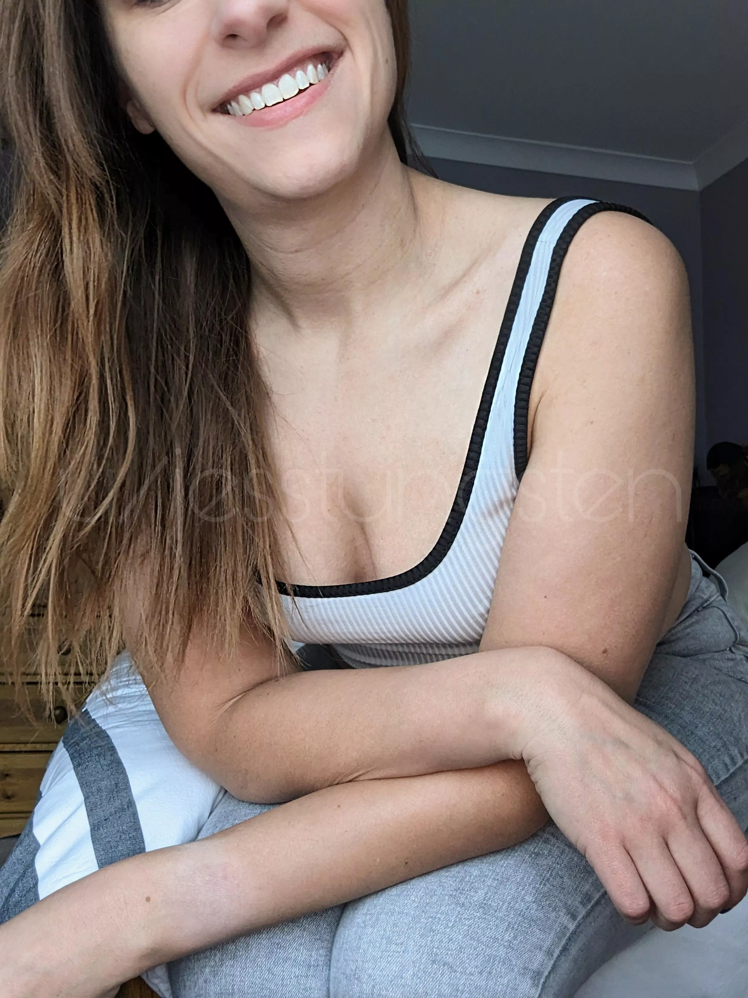 [F] With love, hugs & a smile x