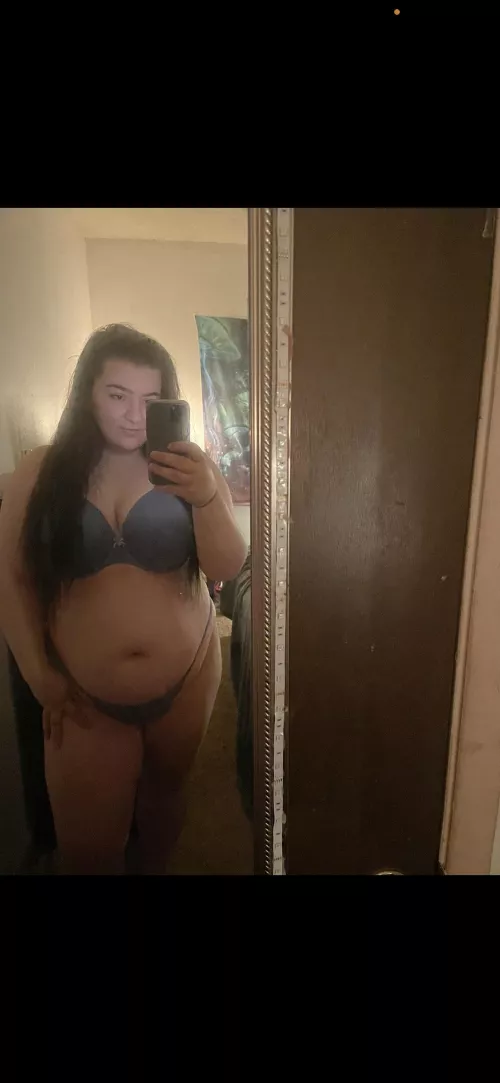 Feeling a little blue😚