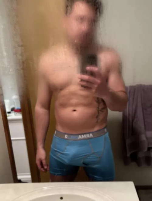 Feels amazing to be back in the gym (m)29