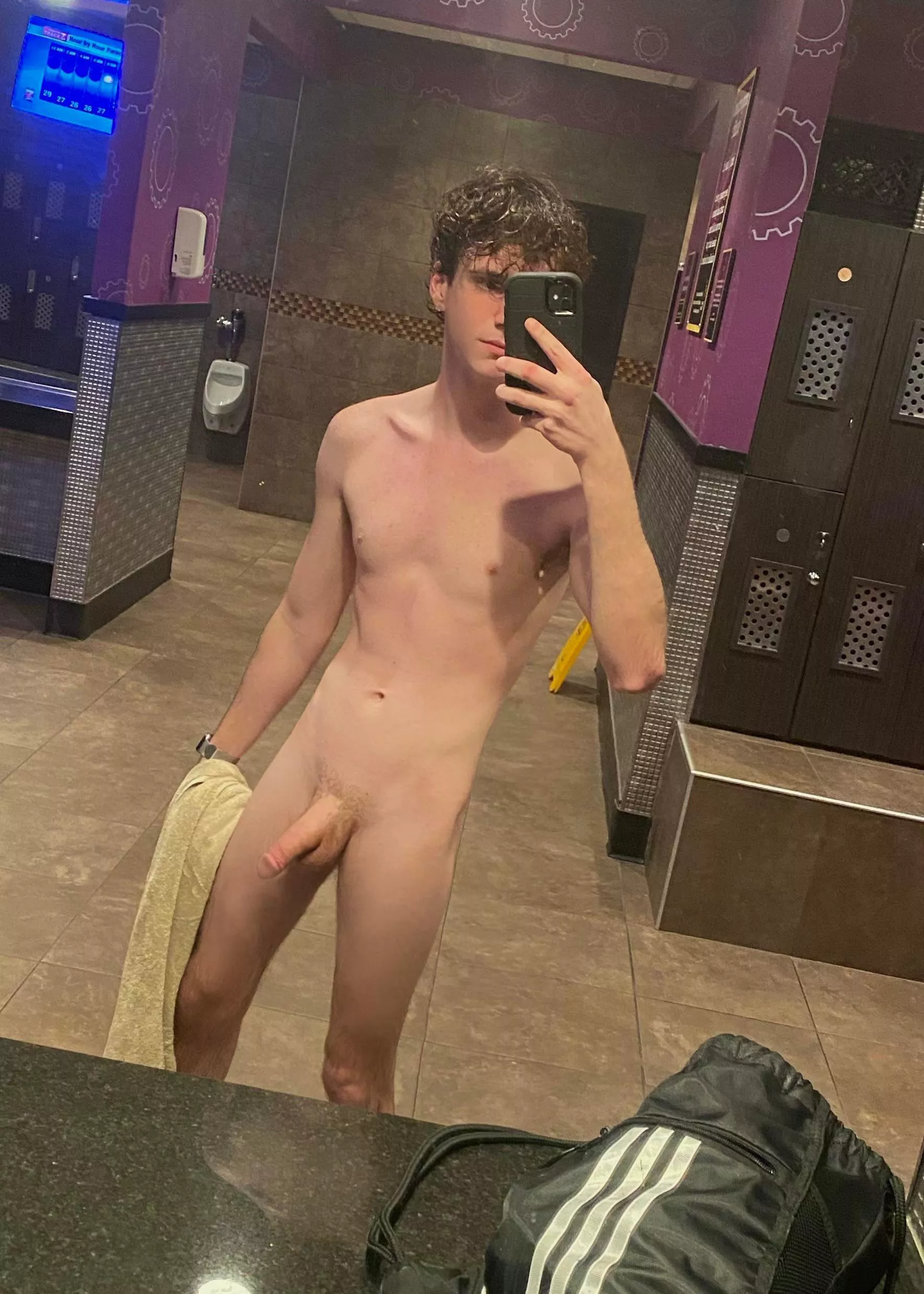 Hit the gym with me? 😈