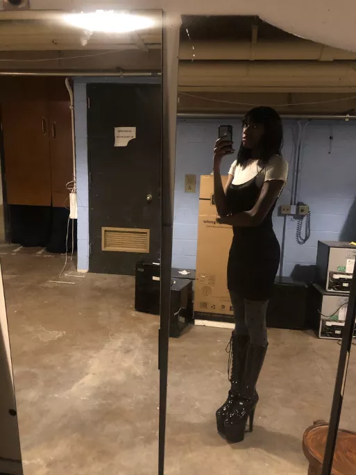 How tall do you think I am?