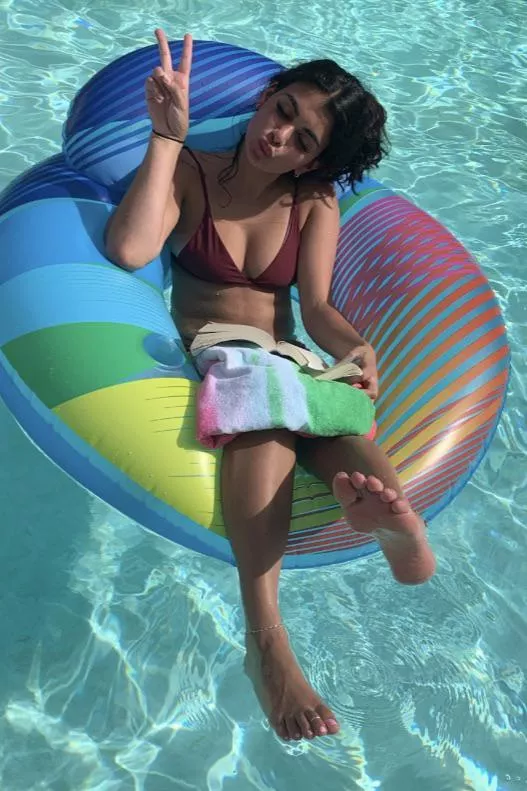 I love a man who loves feet 😏