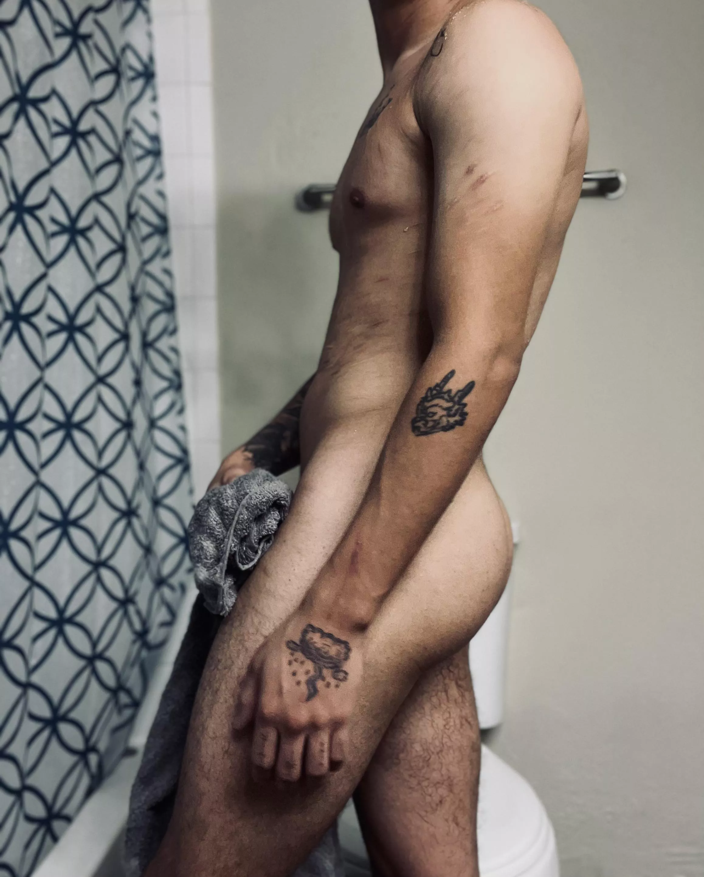 I need my ass ate rn