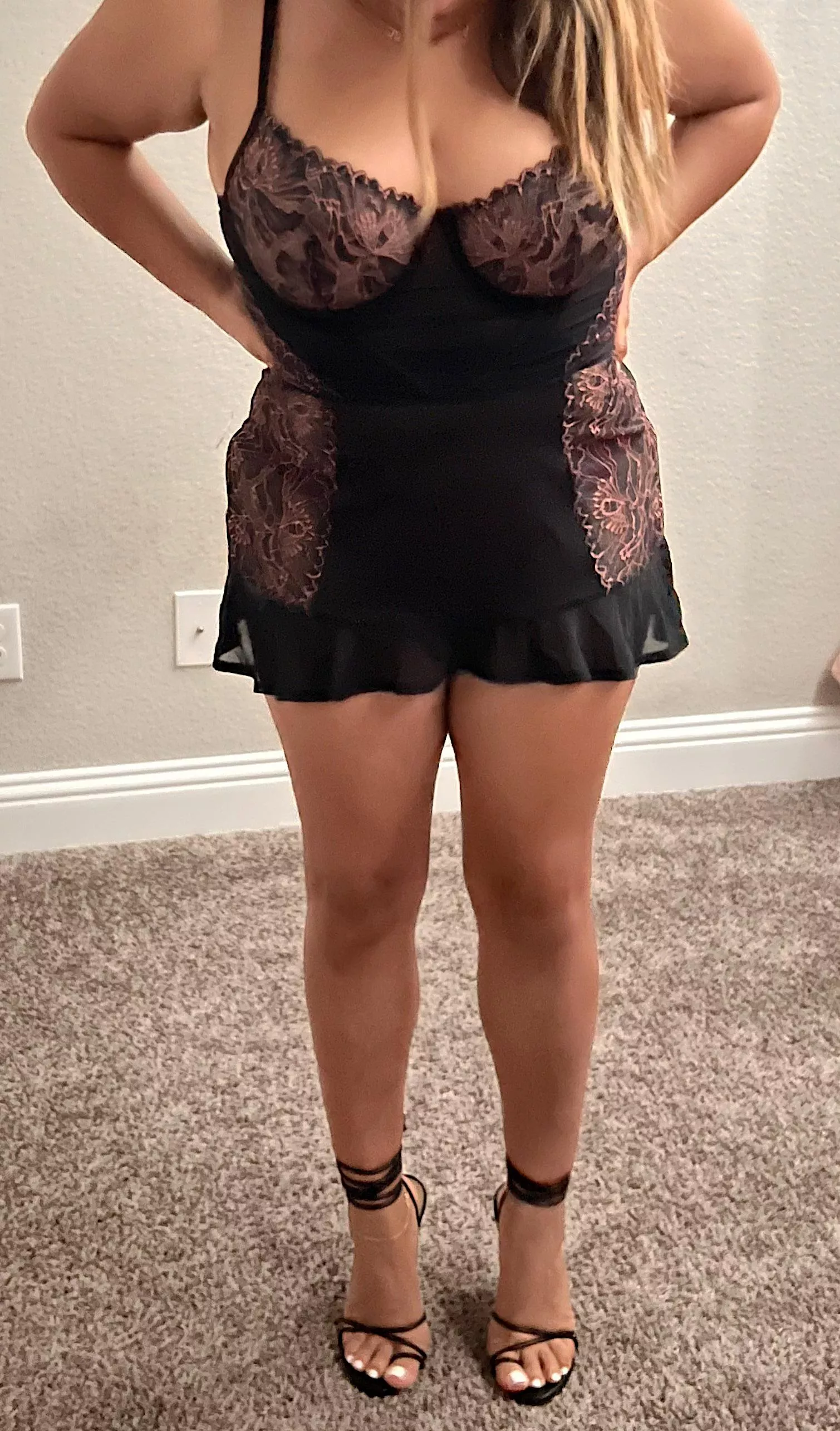 If she doesn’t sext you…just look at my photos. You will feel better, promise.