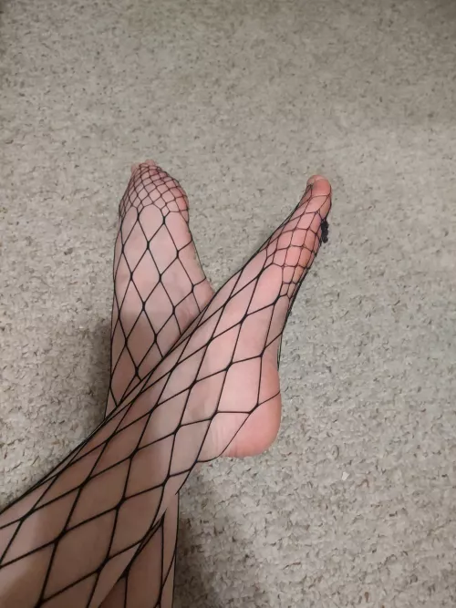 I’m a total noob to posting foot related stuff, any tips or critique is welcome :) I wanna be good at it hehehe