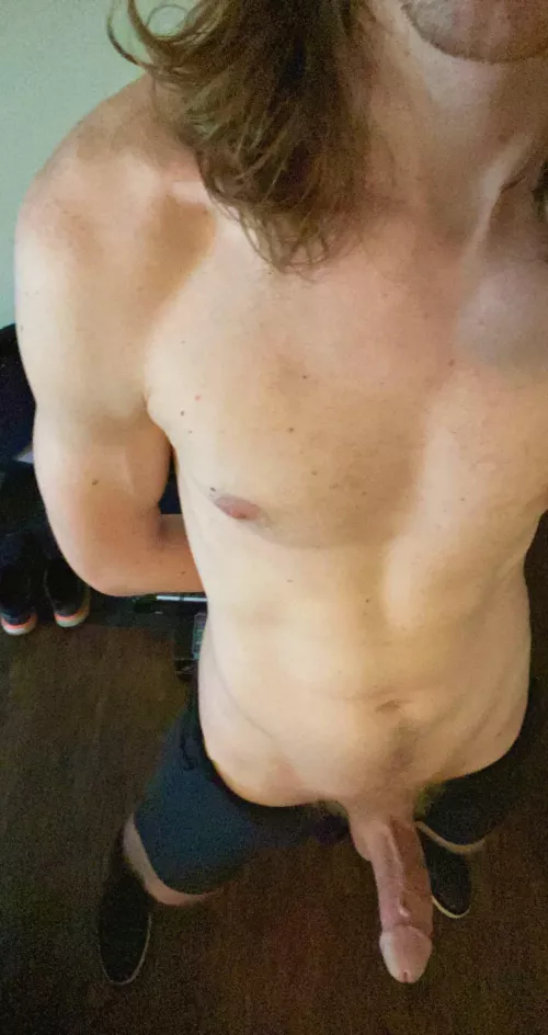 Is this bro dress code? (28)