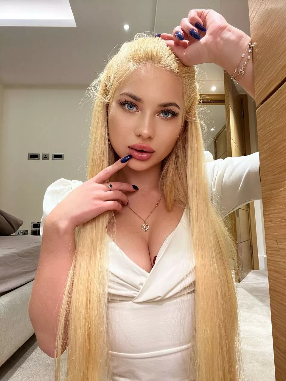 Let me give you a kiss