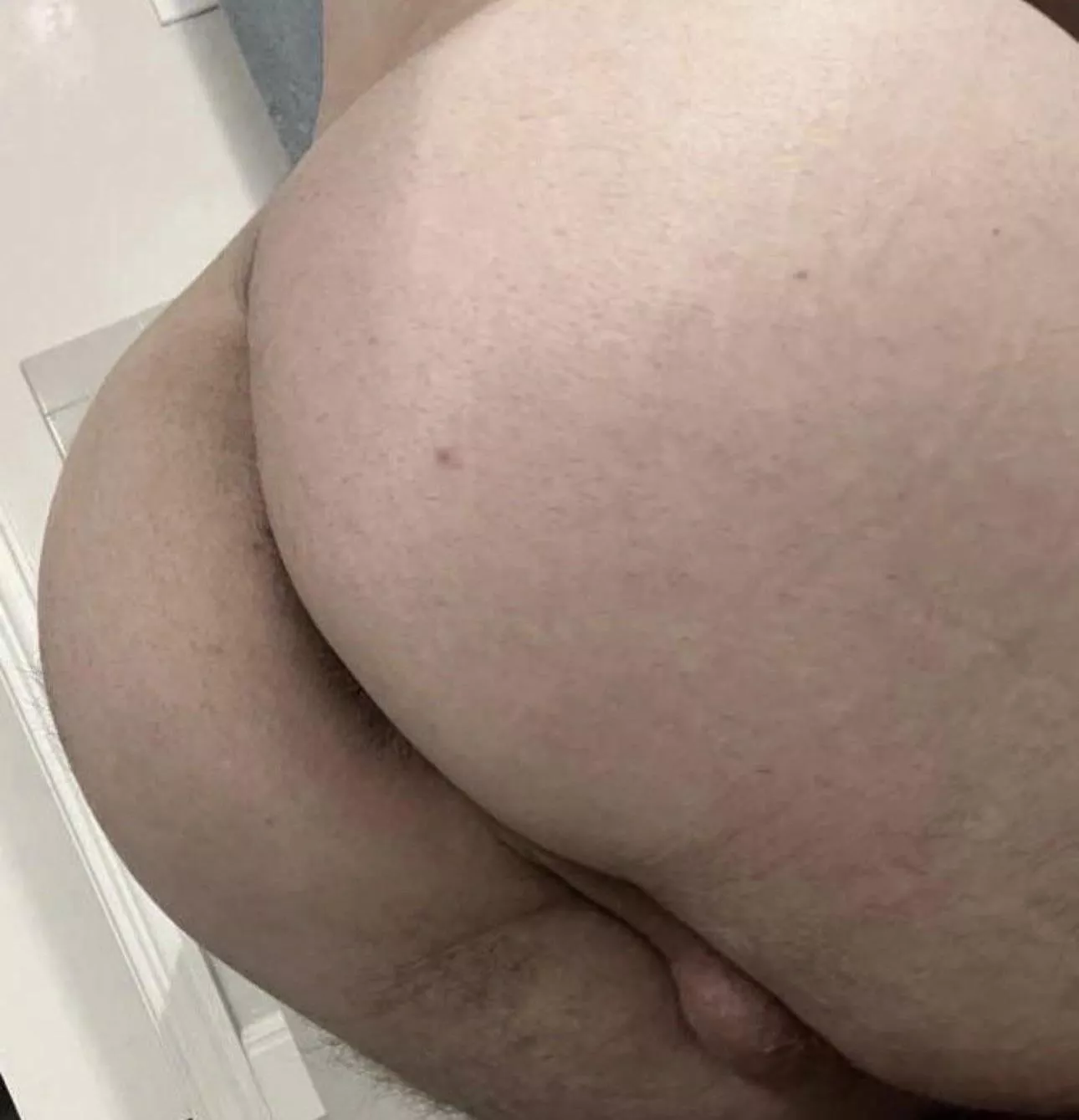 Let me know if you like what you see, HMU