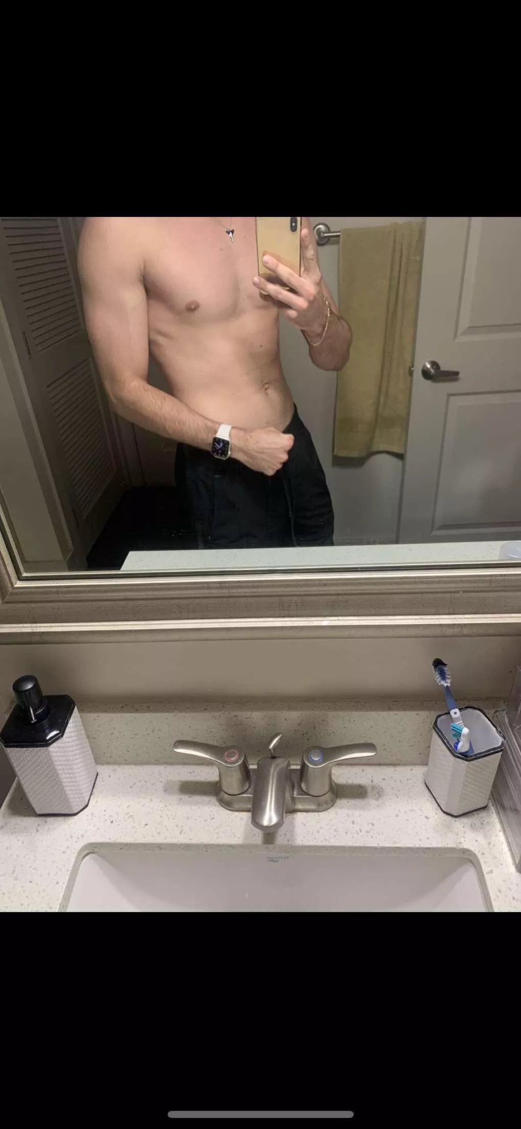 [M] Looking for workout partners in south Florida…lmk if I should post a more “wild” pic lol