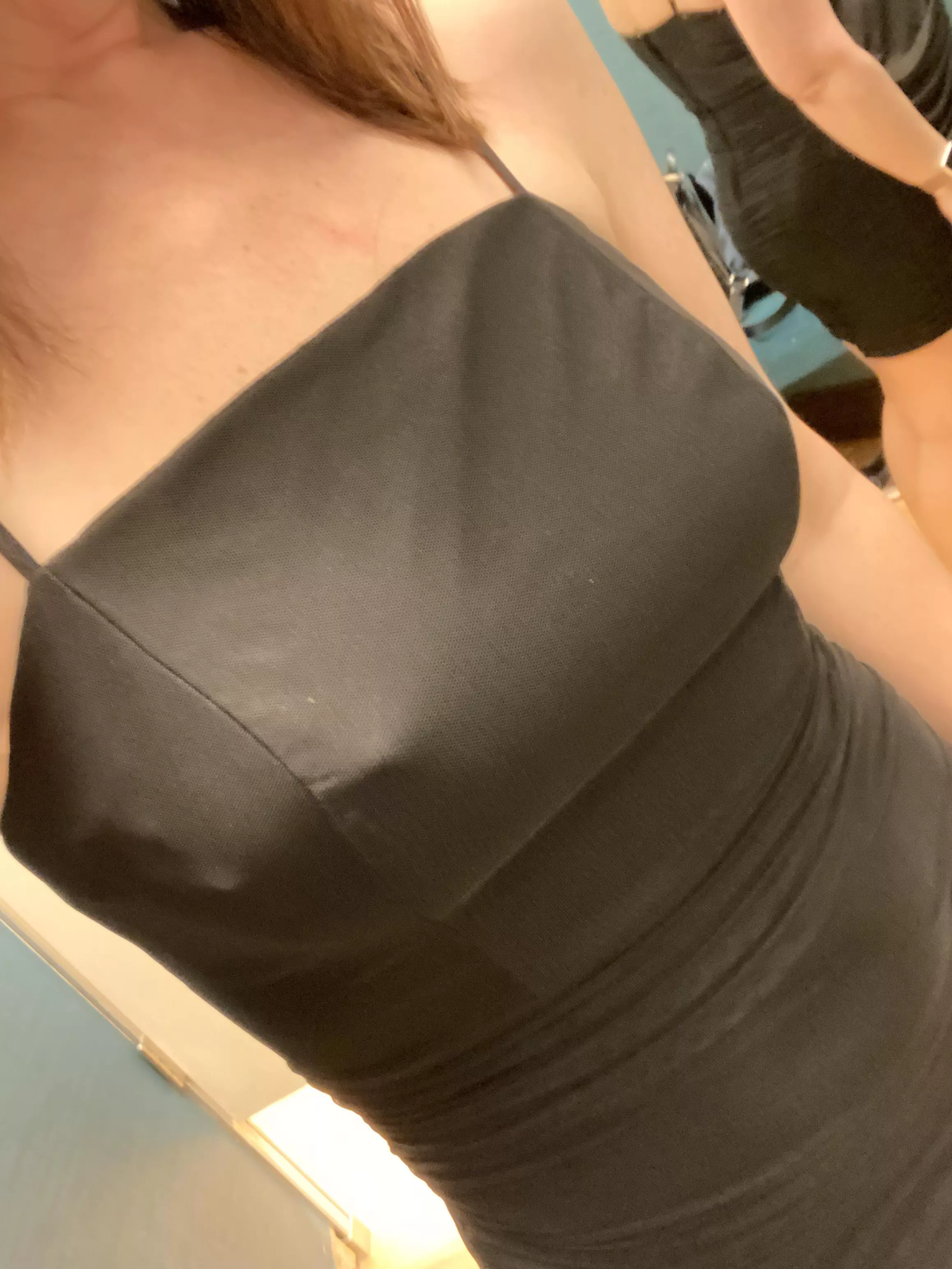 No bra needed with this party dress…