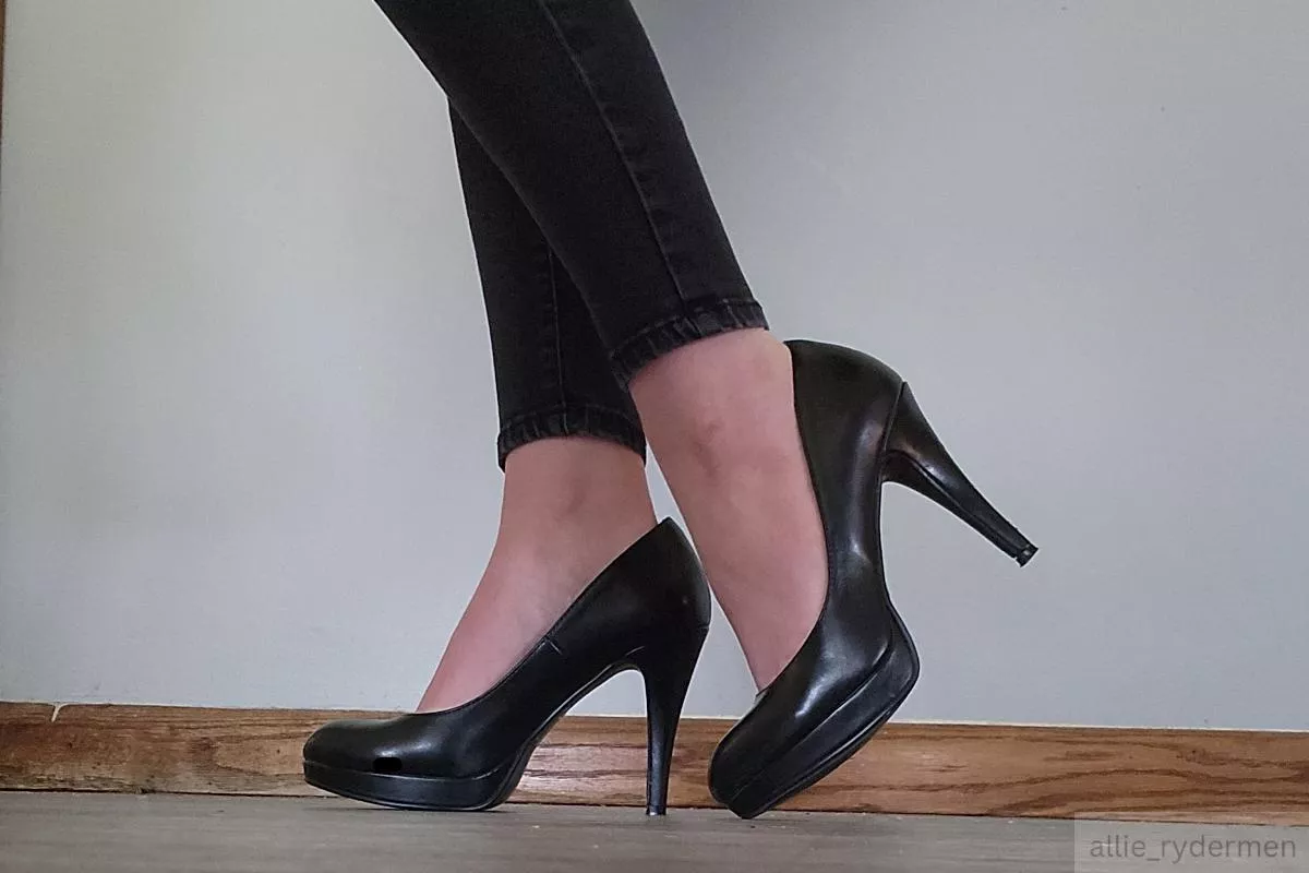 Paired these with black jeans, a band tee, and a red leather jacket.