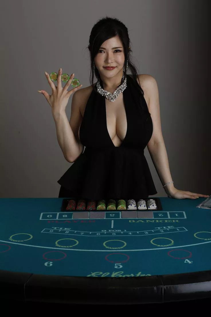 Poker Dealer