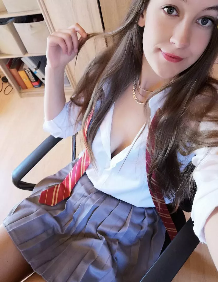 Say Lumos to turn me on 🪄