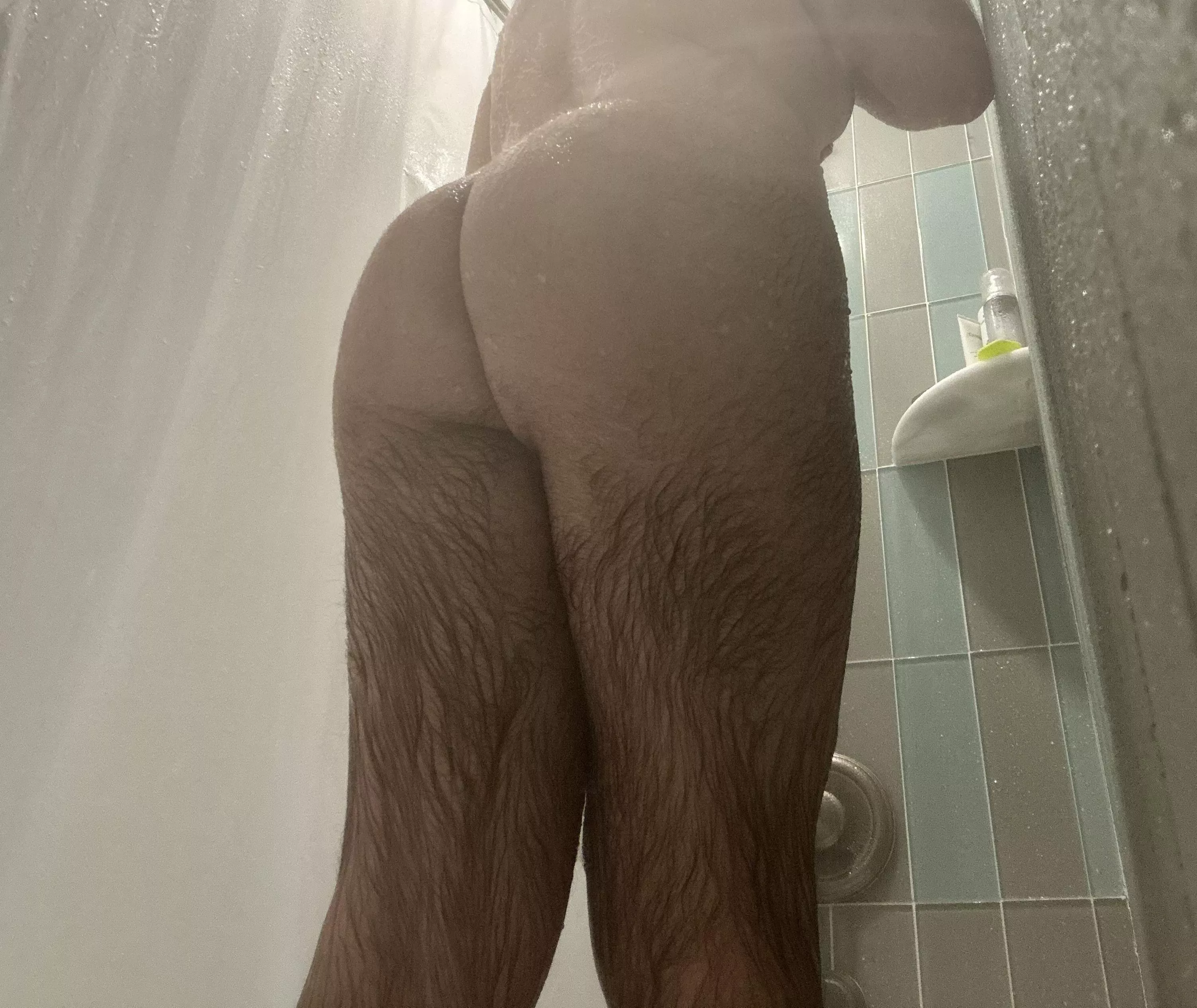 Shower time fun 😈
