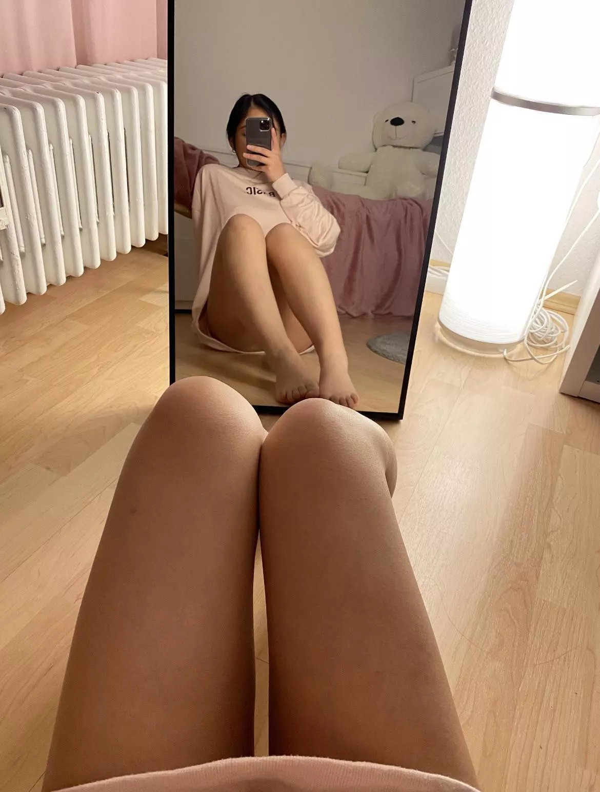 Some long legs for you:>