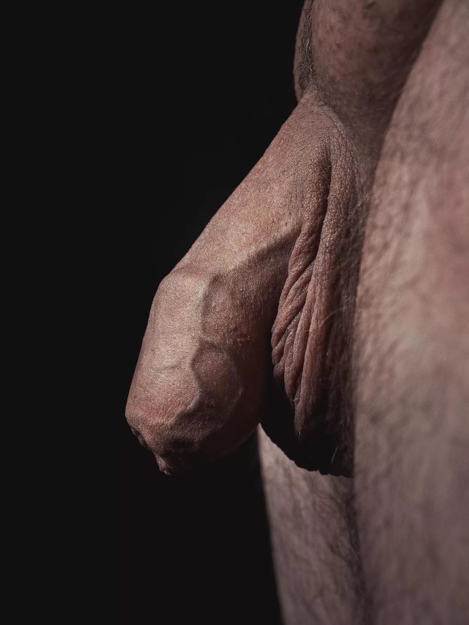 some veins showing