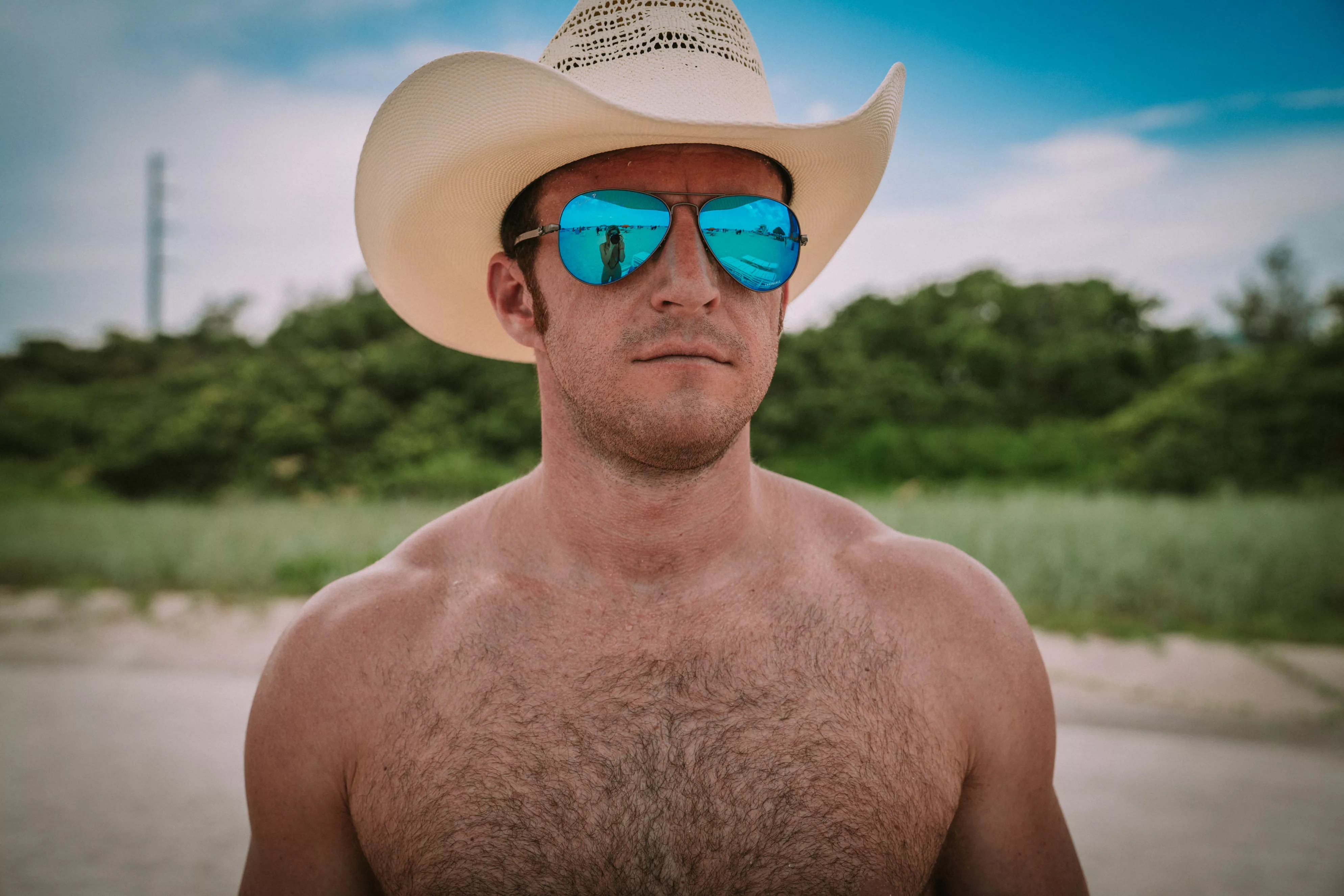 The Photographer is Naked!