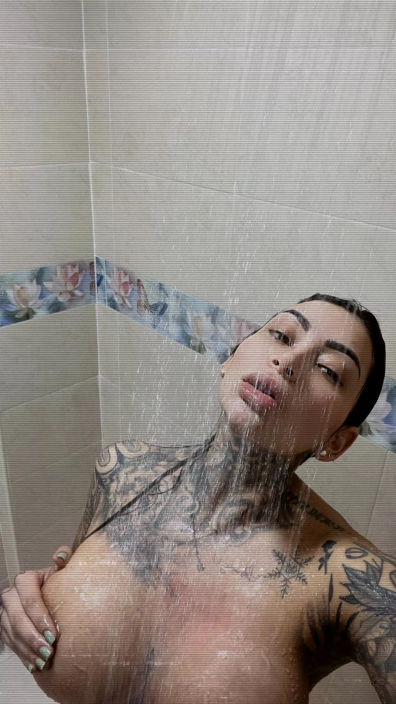 Wanna share the shower session of a lifetime?