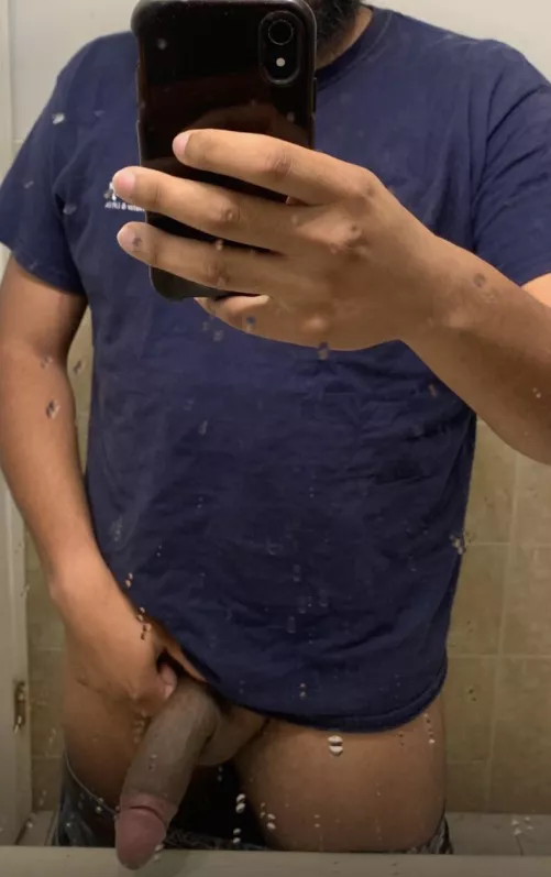 What happens in bathroom breaks 😅