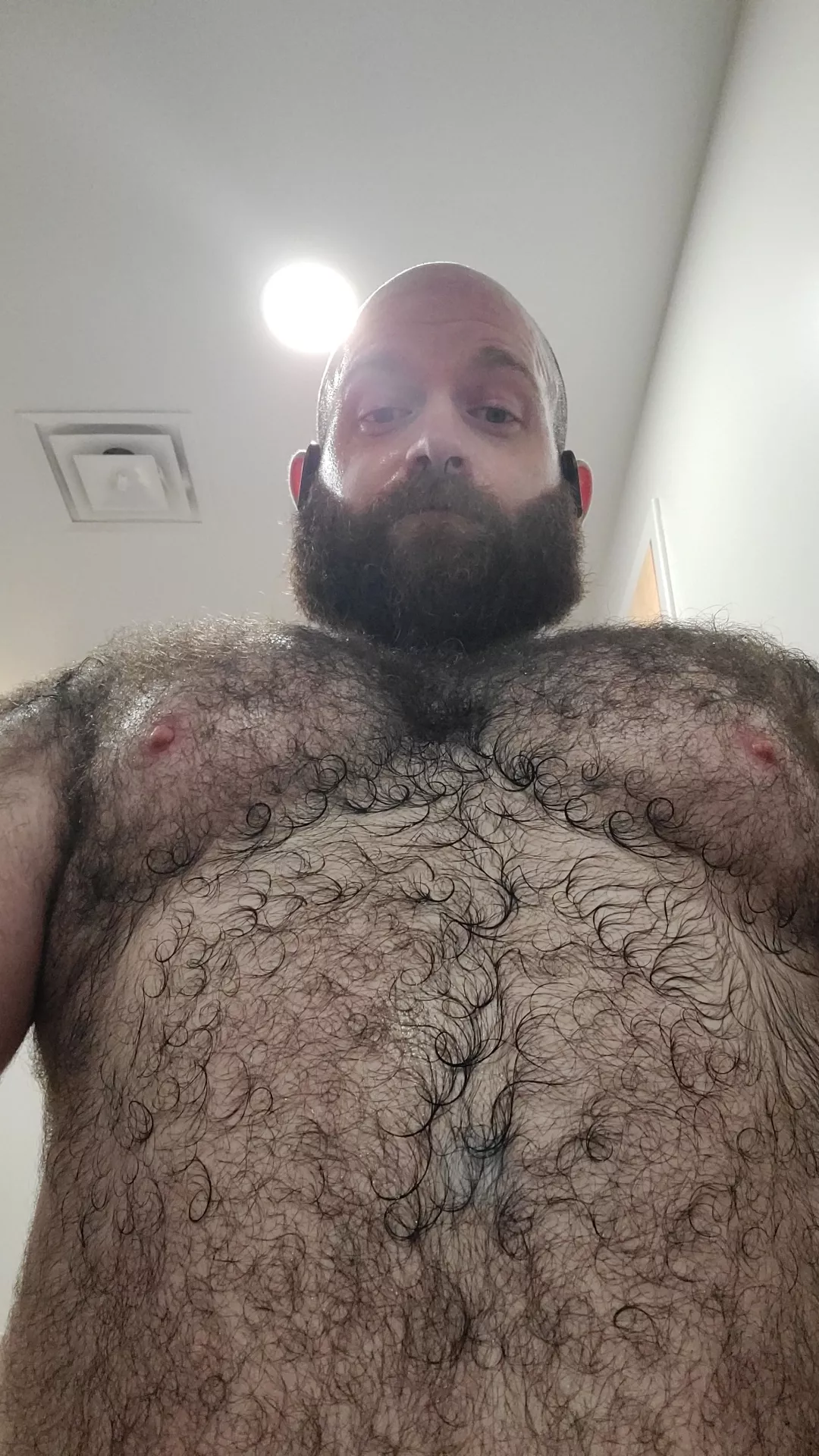 Who likes a good sweaty chest pump?