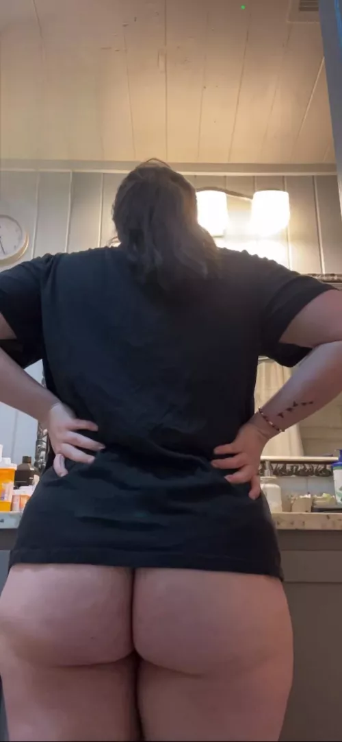 Wife needs an extra fuck buddy. Dm me