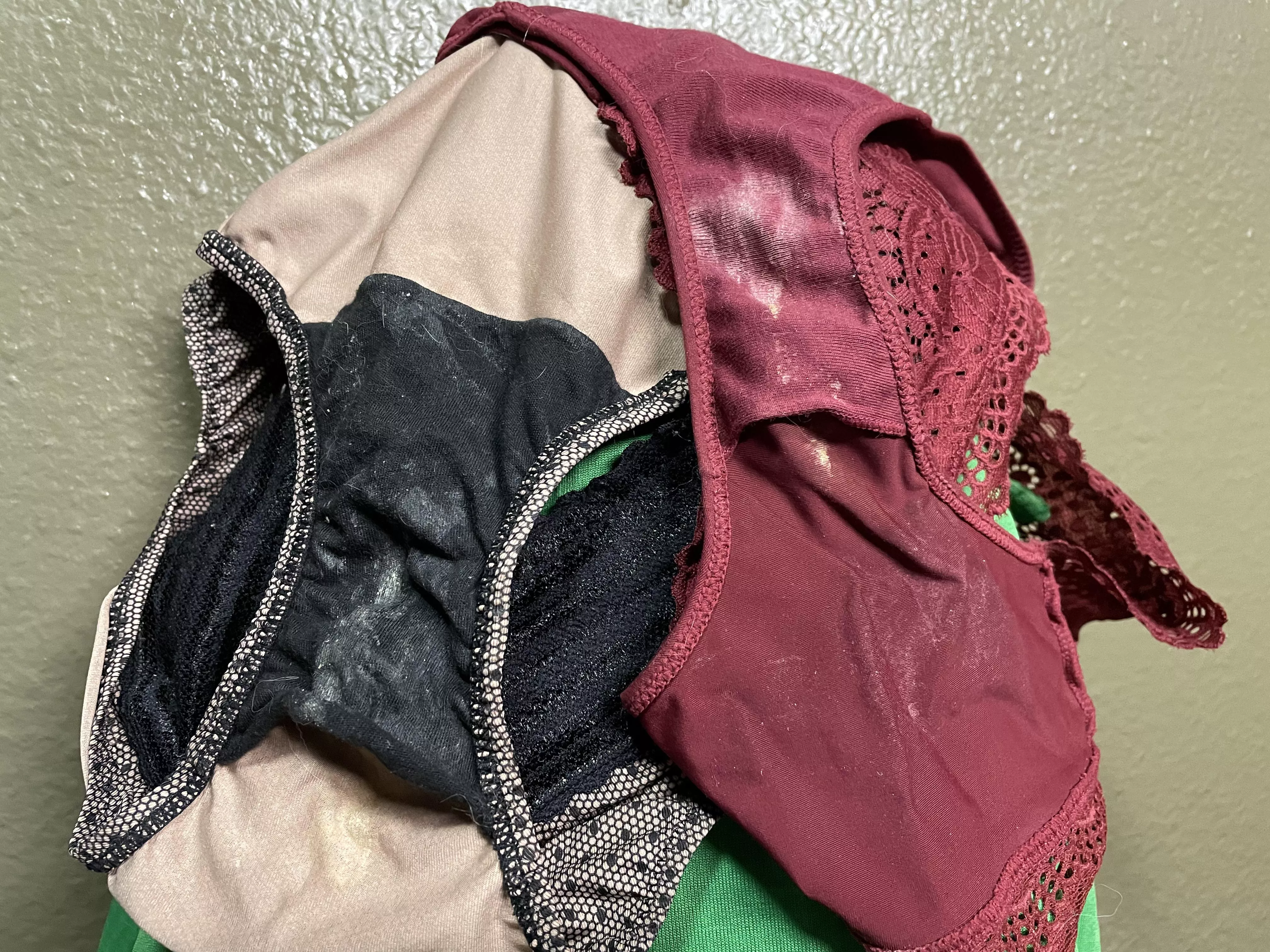 Wore each of these for an afternoon/evening - will add another layer or two 😏 feel free to make requests