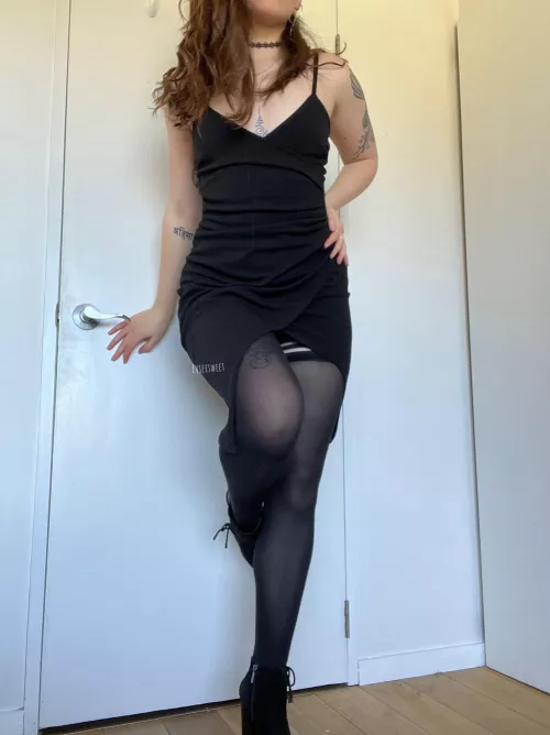 You can just see the top of my stocking peeping out