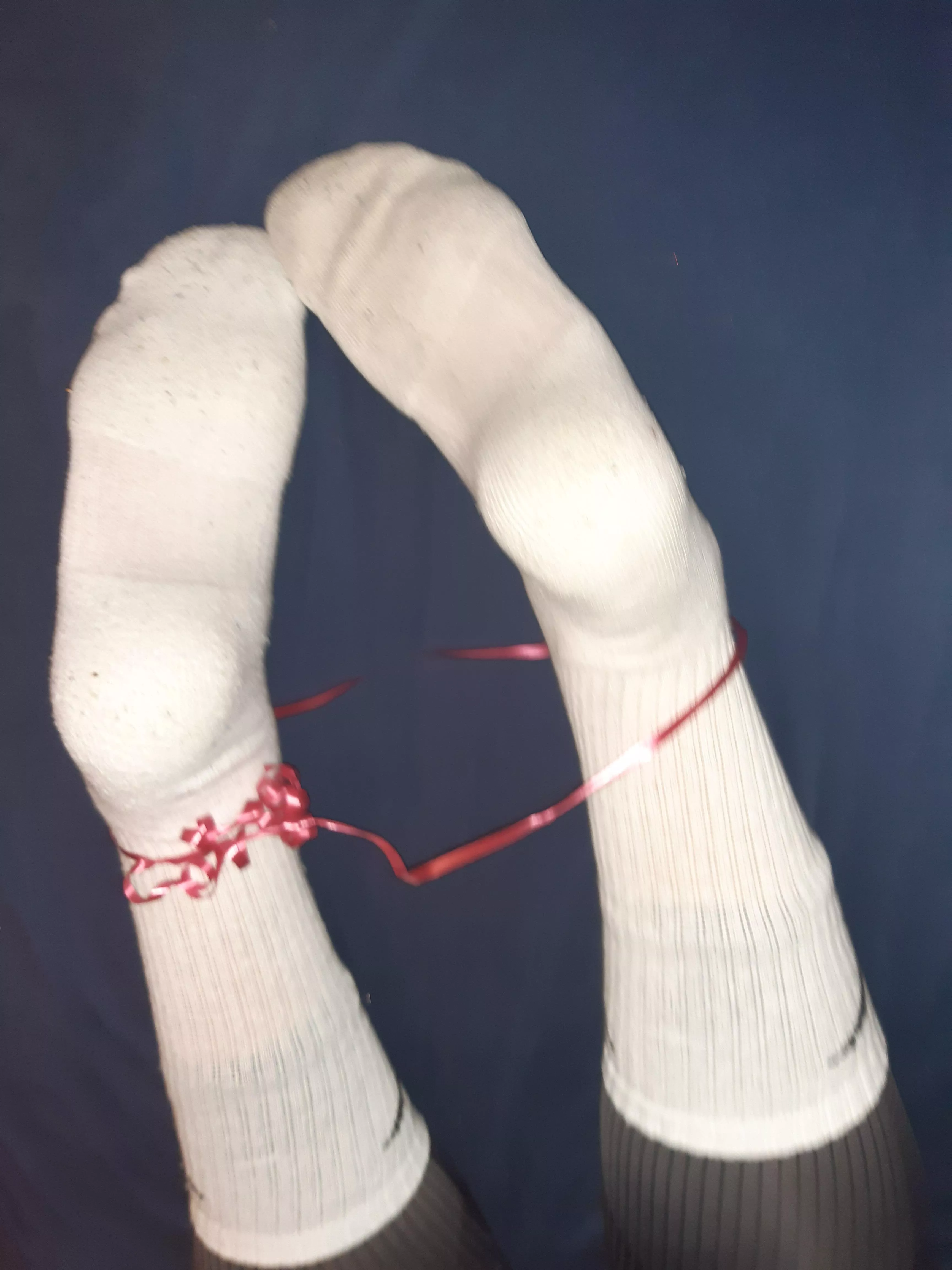 Your Birthday Gift. Nike Crew (F)